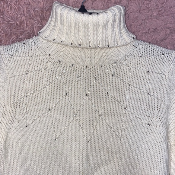 COPY - Turtleneck sweater - Picture 2 of 5